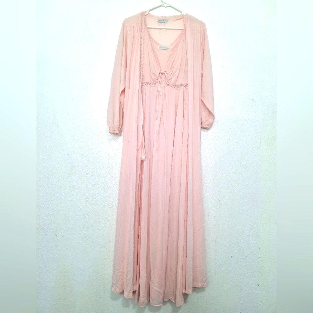 Vintage Miss Elaine Nightgown And Robe Set Pink Flowy Nighty